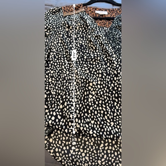 Anthropologie THML Leopard Print Sheer Long Sleeve Keyhole Blouse size Medium - Picture 9 of 11